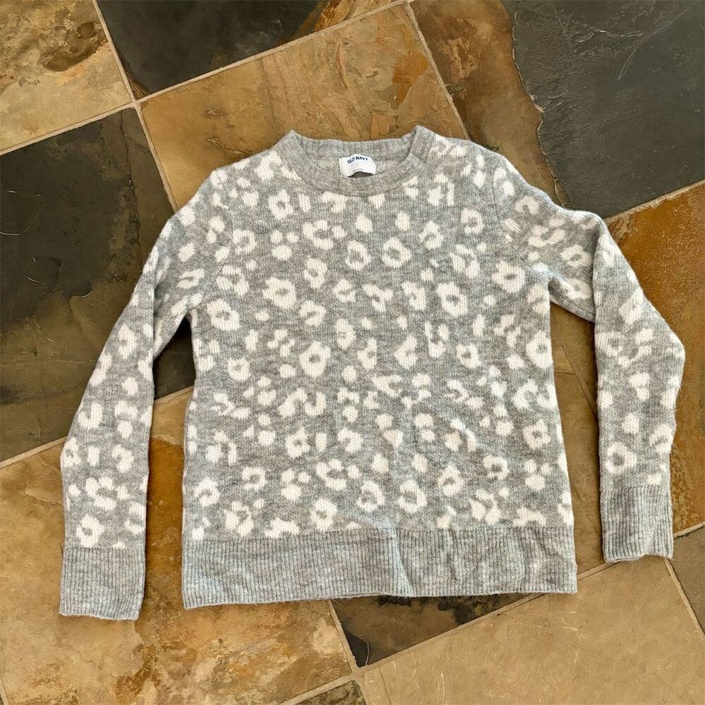 Old Navy Women's M Gray Leopard Print Long Sleeve Pullover Sweater